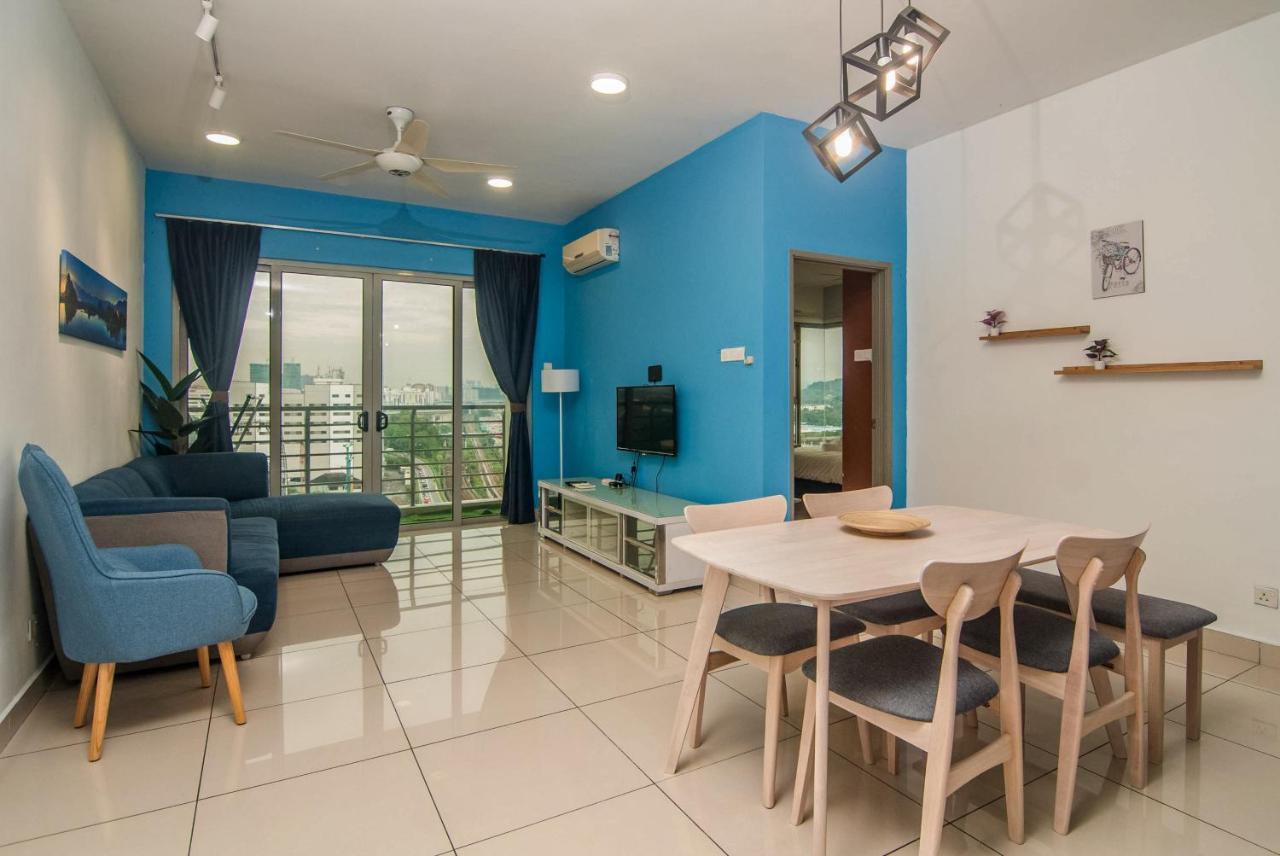 Flora Residence One South By Idealhub Seri Kembangan Bagian luar foto