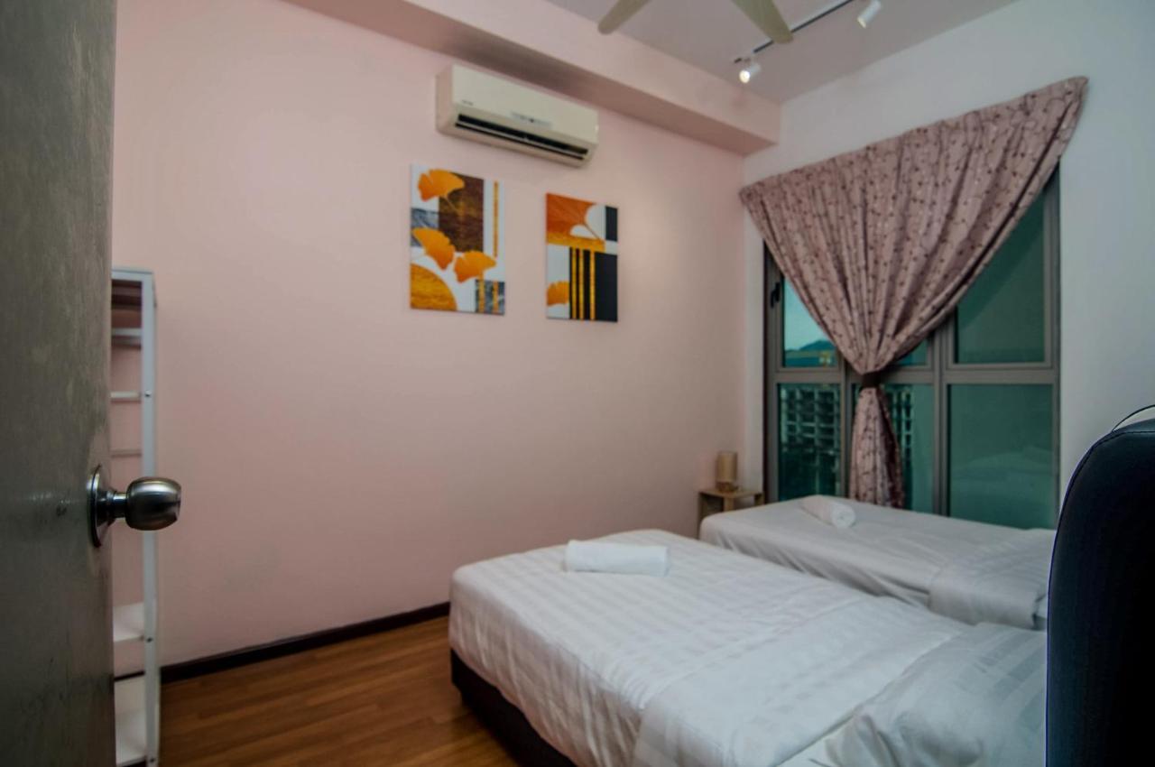 Flora Residence One South By Idealhub Seri Kembangan Bagian luar foto